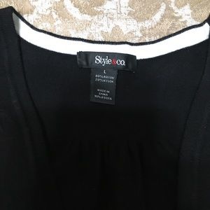 Black 3/4 sleeve cardigan sweater. Cute buttons